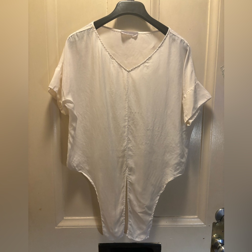 Everlane Soft white blouse, good condition, large size